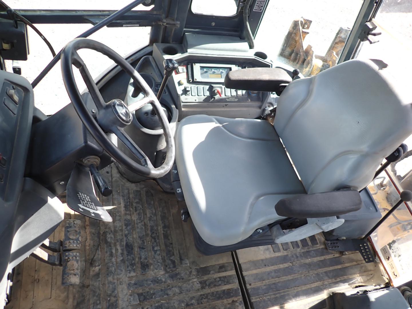 ./imagenes/INVOICE/2019/16541/RETROEXCAVADORA JOHN DEERE_310G (10).JPG